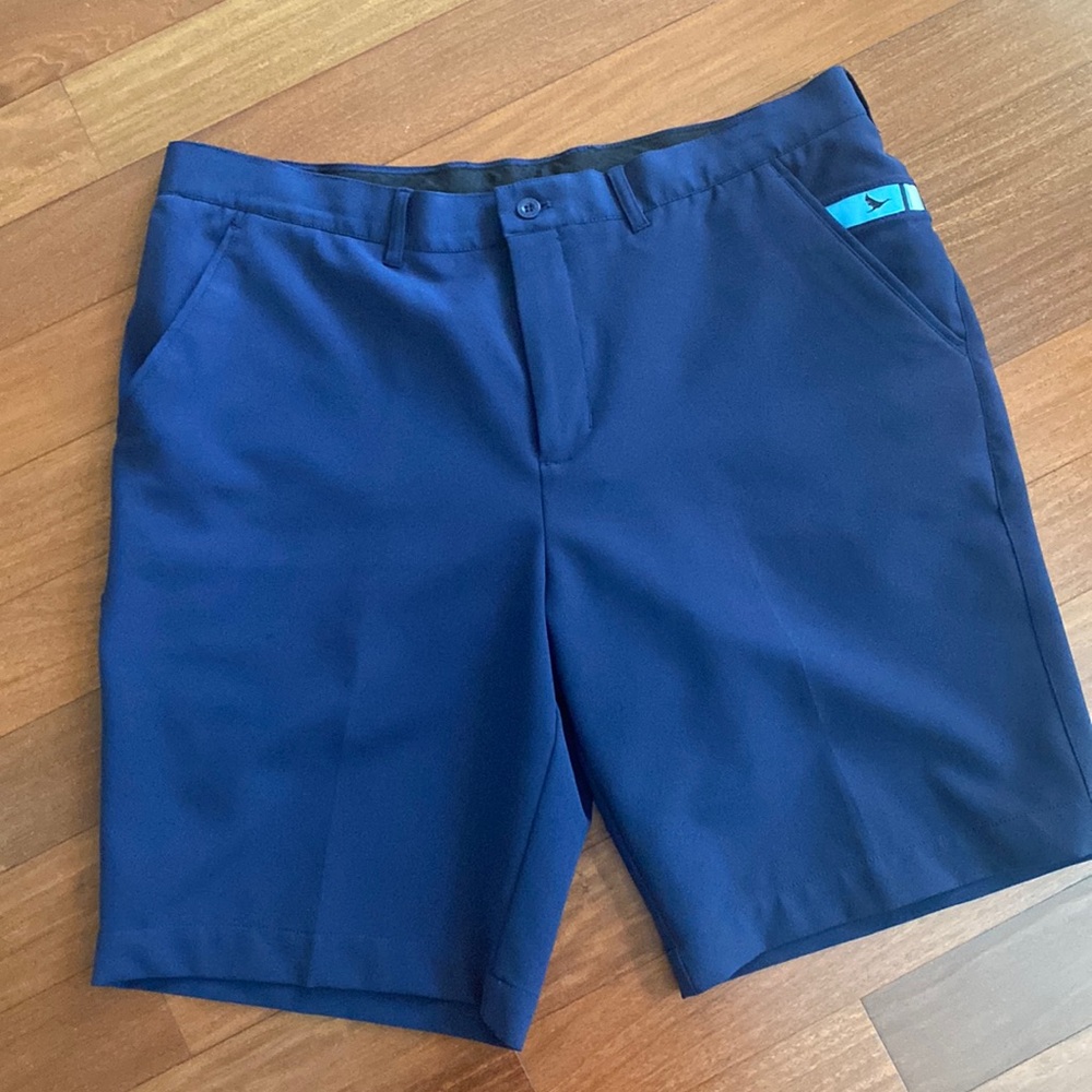 Levelwear Men’s Blue Golf Polyester Shorts - Size 36 LIKE NEW